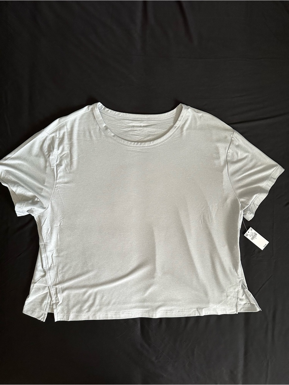 Old navy cloud motion top NWT!